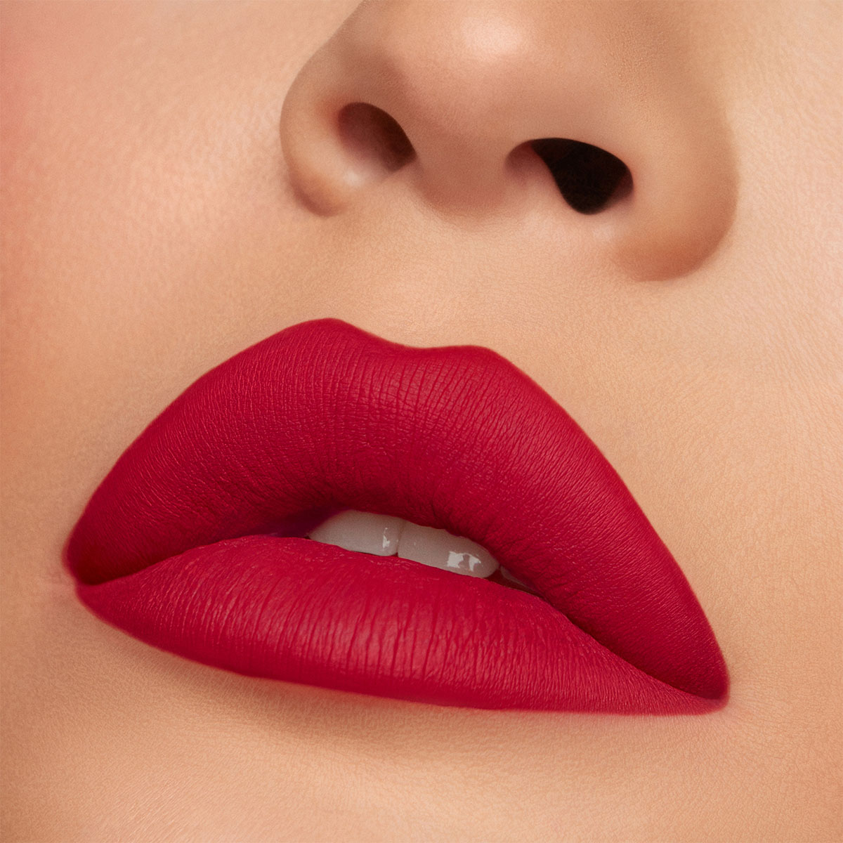 KYLIE COSMETICS MATTE LIP KIT (KIT PARA LABIOS)